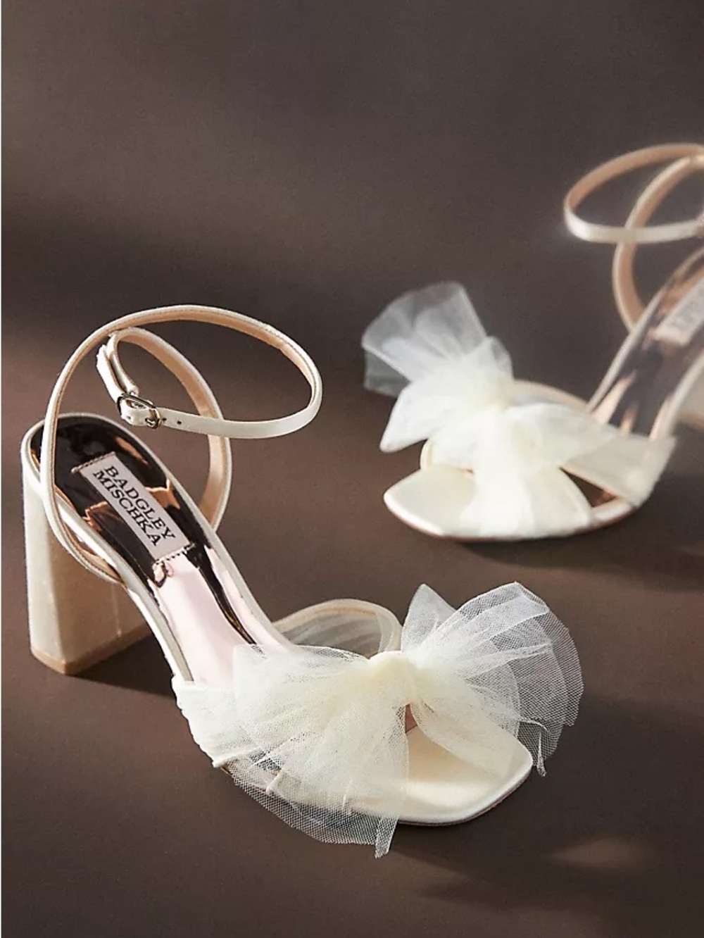 Badgley Mischka Tess Block Heel Sandals Ivory Tulle Bow Bridal Coquette Size 10